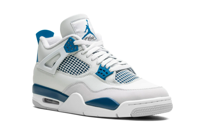 Air Jordan 4 "Military blue"