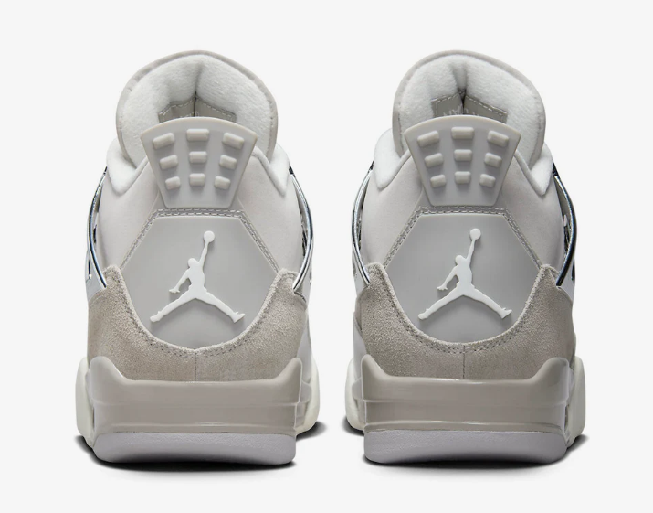 Air Jordan 4 "Frozen Moments"